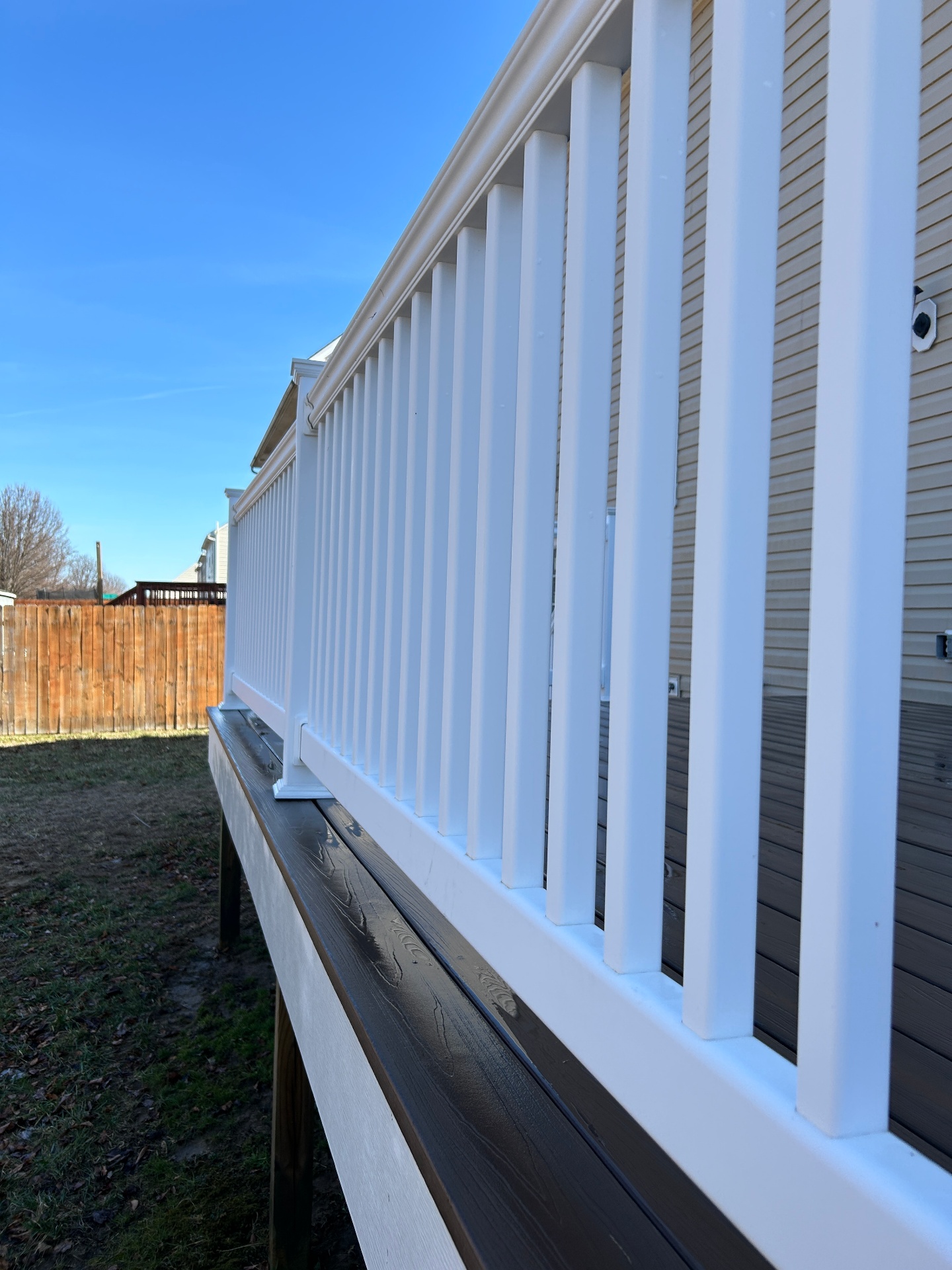 Professional deck railing restoration in Delaware